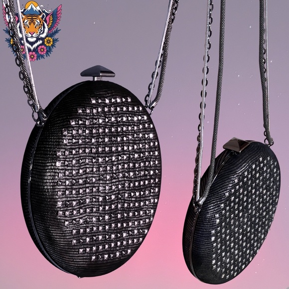 🌟Judith Leiber: Studded Circle Clutch (Overture)🌟